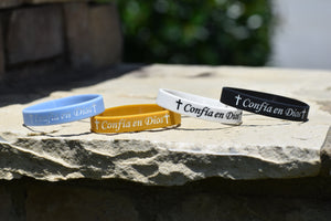 Trust God "Spanish"  Wrist Band (4-Pack)